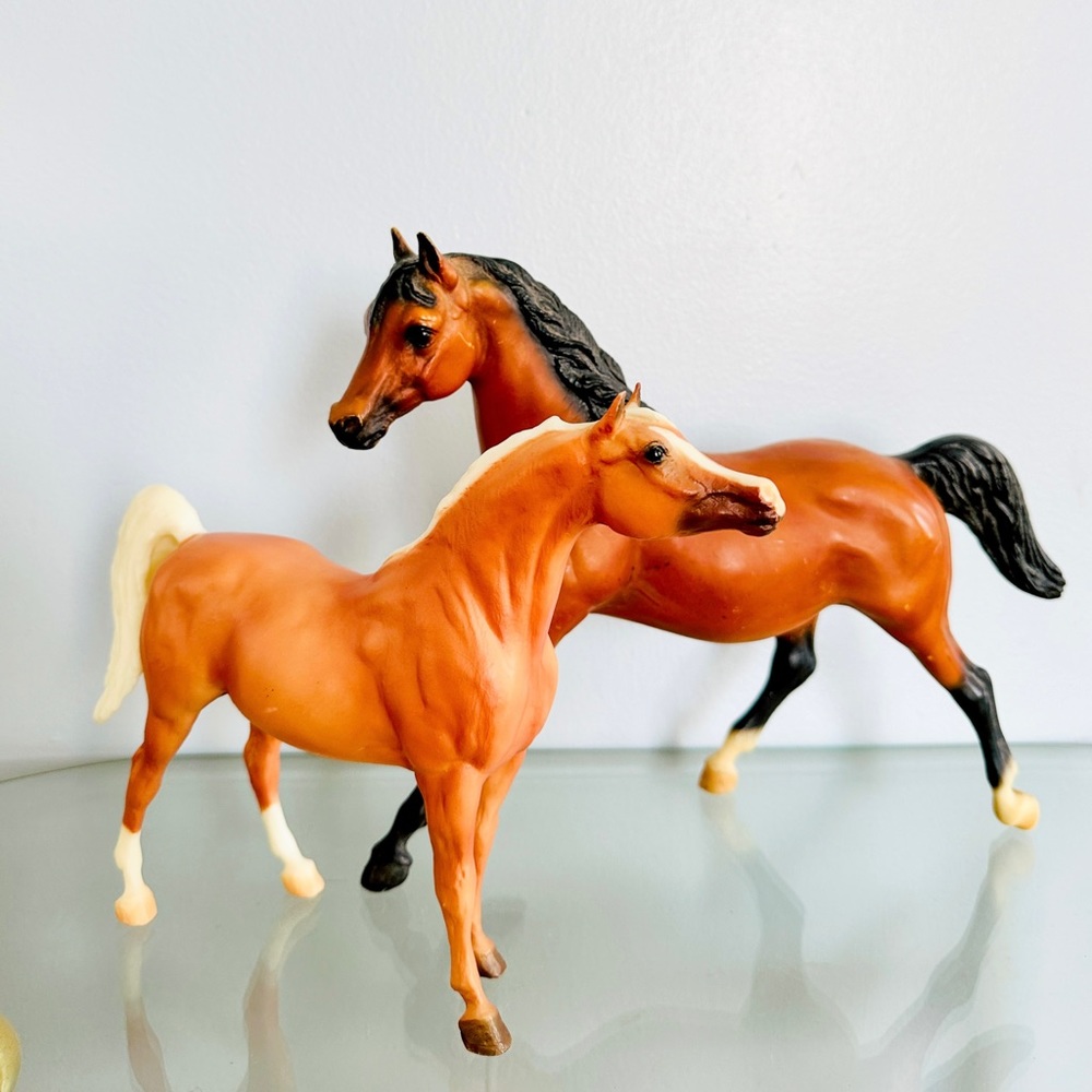 2 Vintage Breyer Model Horses | Arabian Palomino Stallion and Bay Mare
